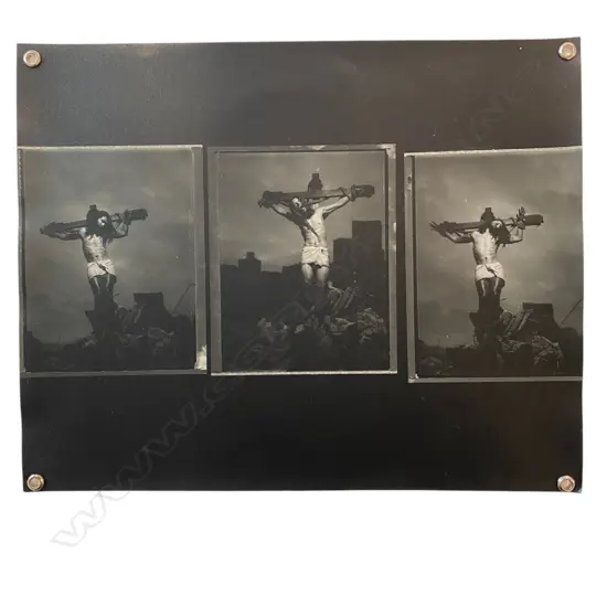 Greg Semu (1971-) - Self-portrait as Christ,